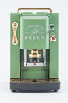 Faber Deluxe E.S.E.-Padmaschine in Acid Green, Vorderansicht mit Kupferdetails