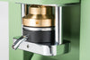 Faber Deluxe in Acid Green, Detail der Brühgruppe aus Messing mit Auslauf